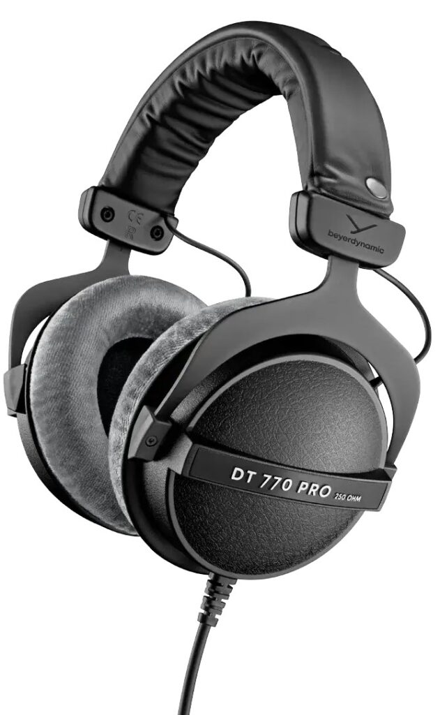 DT770 Pro